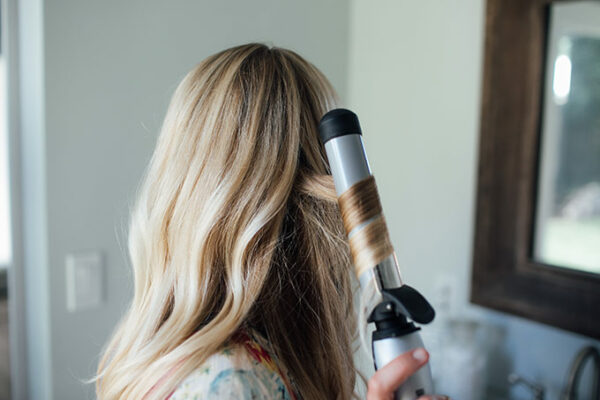 Secret to Perfectly Beachy Waves with the Beachwaver